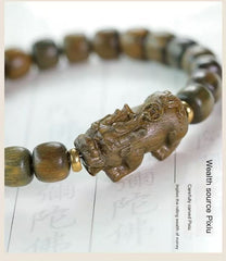 Green Sandalwood Bead Bracelet – Timeless Elegance with Natural Charm