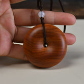 Natural Thuja Wood Pendant – Minimalist Charm with Timeless Elegance