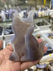 Cat-Shaped Natural Agate Crystal – Unique Design with Geode Sparkle