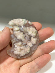 Flower Agate Crescent Moon Face – Unique Crystal Art for Home Decor & Spiritual Healing