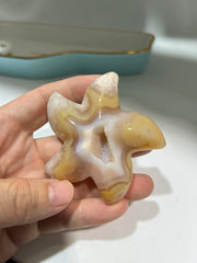Agate Starfish Geode – Unique Golden Crystal Sculpture for Ocean-Inspired Home Décor