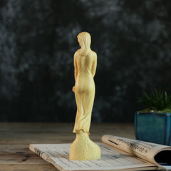 Boxwood Graceful Lady Sculpture