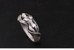 Abstract Female Body Art Ring – Vintage Alloy Statement Band