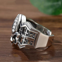 Knight’s Ring – Vintage Alloy Medieval Armor Design