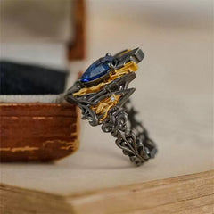 Baroque Blue Crystal Alloy Ring – Vintage Gothic Royal Statement Jewelry