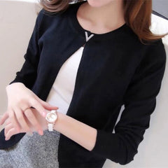 Elegant Alloy Crystal Letter "V" Brooch Pin for Women