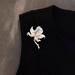 Orchid Flower Brooch – Luxury Floral Pin