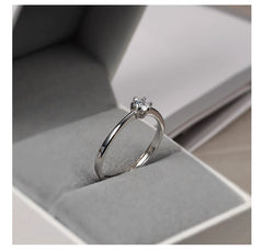 S925 Sterling Silver 0.5ct Moissanite Solitaire Ring – Delicate Brilliance