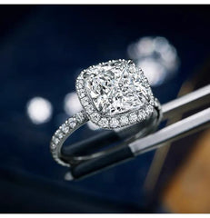 Elegant Cushion Cut Zircon Halo Ring 