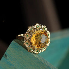 Vintage Floral Alloy Ring with Synthetic Yellow Citrine