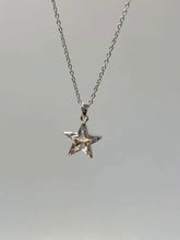 Minimalist Alloy Star Necklace with Zircon Center – Silver