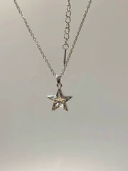 Minimalist Alloy Star Necklace with Zircon Center – Silver