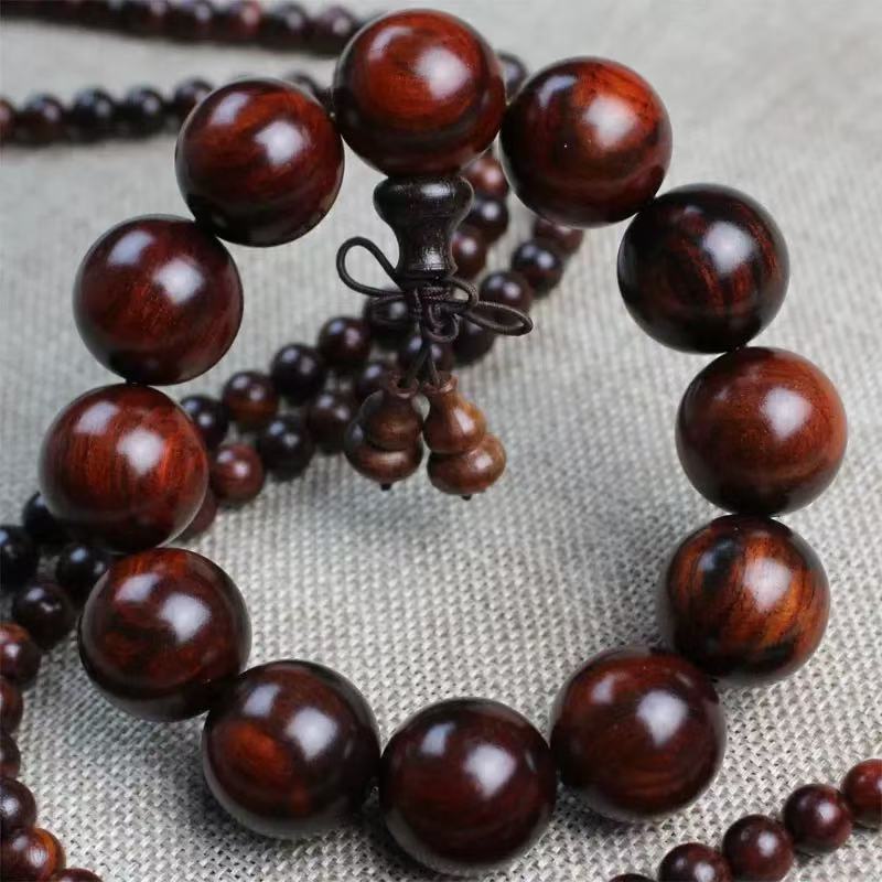 Premium Rosewood Bracelet – Timeless Elegance and Natural Beauty
