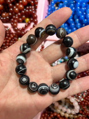 Black Banded Agate Bracelet | Artistic Natural Stone Jewelry