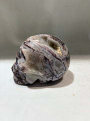 Geode Energy Gem Fluorite Skull Sculpture – Natural Crystal Skull with Cavernous Detail | Mystical Gothic Decor