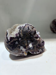 Raw Geode Energy Gem Fluorite Skull Sculpture – Hand-Carved Crystal Skull with Natural Druzy Cavity