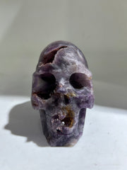 Mystic Violet Fluorite Skull – Hand-Carved Crystal Sculpture with Ethereal Patterns