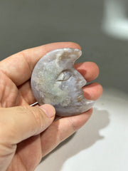 Flower Agate Crescent Moon Face – Artistic Crystal Sculpture for Spiritual Decor