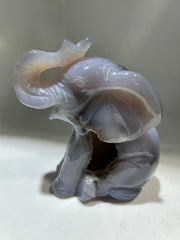 Blue Agate Sitting Elephant Figurine – Unique Crystal Animal Sculpture
