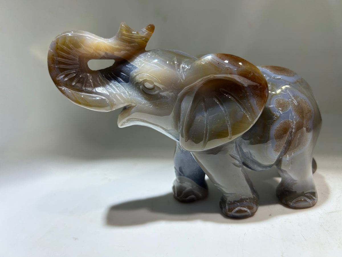 Agate Elephant Figurine – Polished Crystal Animal Sculpture | Unique Gemstone Home Accent