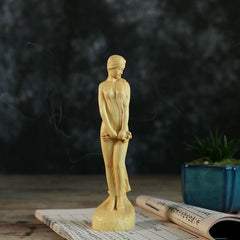 Boxwood Graceful Lady Sculpture