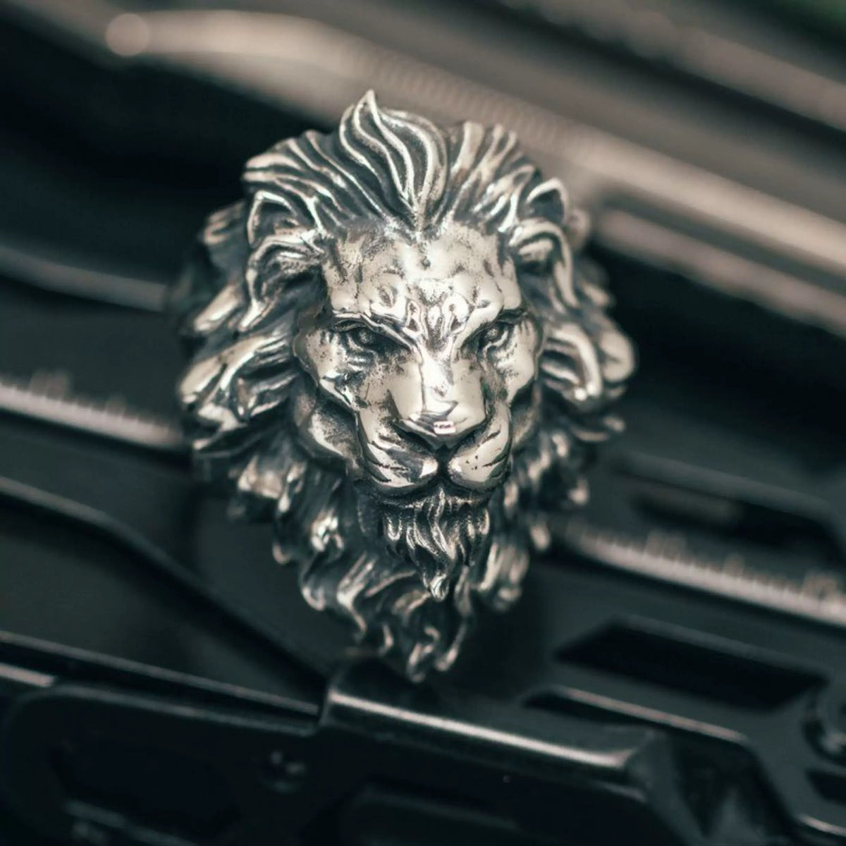 Lion Head Alloy Ring – Bold &amp; Fierce Statement Jewelry for Men