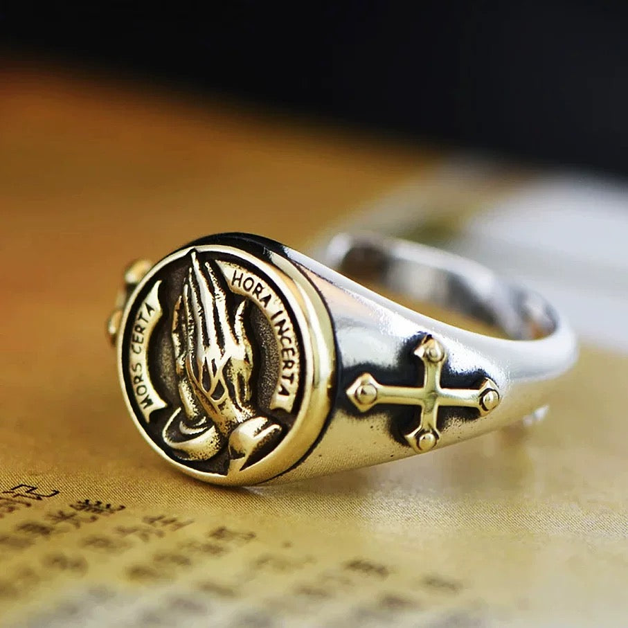 Praying Hands Ring – Vintage Alloy Cross Signet