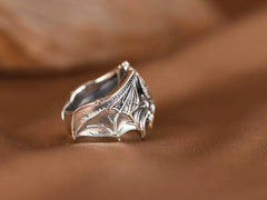 Vintage Alloy Bat Skull Ring