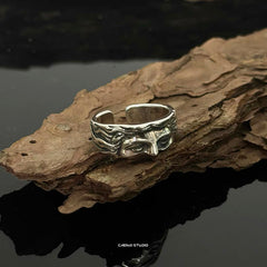Vintage Silver Alloy Face Open Ring – Artistic Adjustable Band