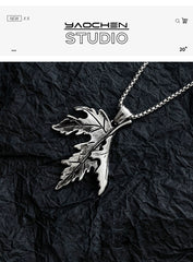 Maple Leaf Pendant Necklace – Vintage Silver Nature-Inspired Jewelry