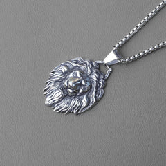Bold Lion Head Pendant Necklace