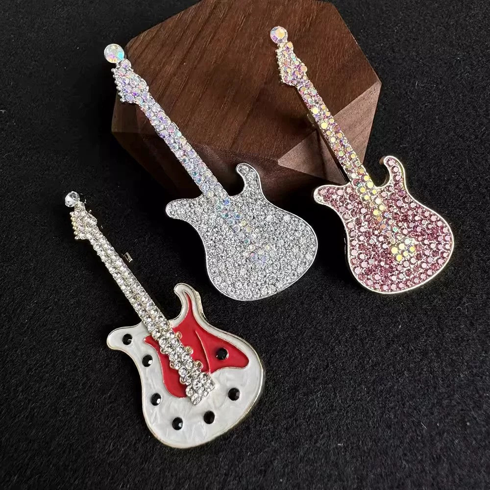 Sparkling Electric Guitar Brooch – Crystal Rhinestone Pin