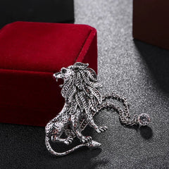 Vintage Alloy Lion Brooch with Double Chain – Men's Suit Lapel Pin