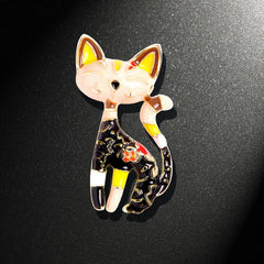 Colorful Enamel Cat Brooch – Whimsical Fashion Pin