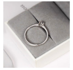 S925 Sterling Silver 0.5ct Moissanite Solitaire Ring – Delicate Brilliance