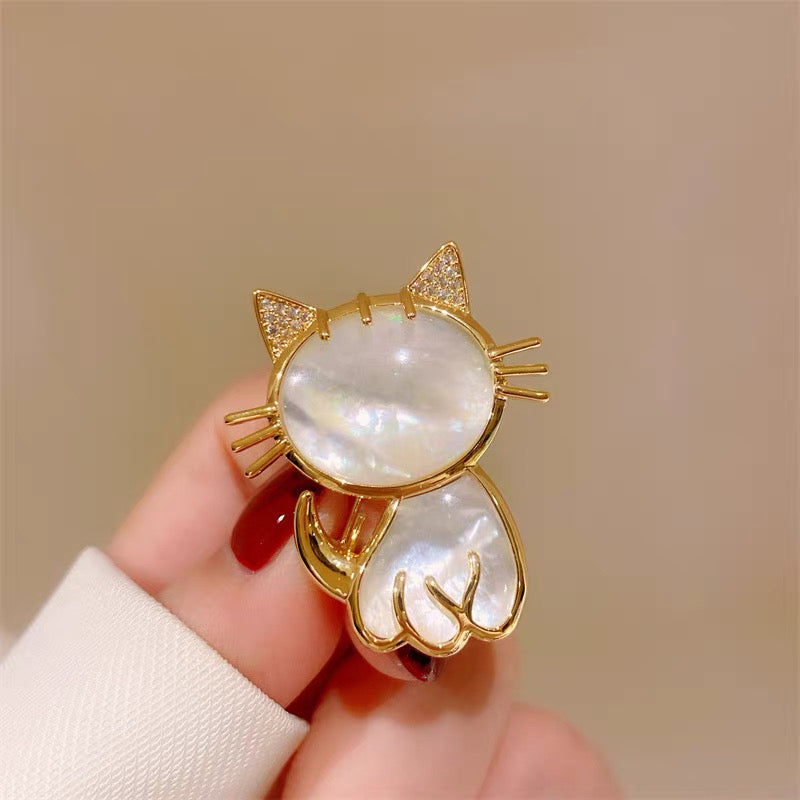Elegant Alloy Cat Brooch with Mother of Pearl Inlay