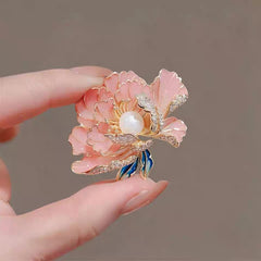 Pink Flower Pearl Brooch – Elegant Alloy Pin for Women